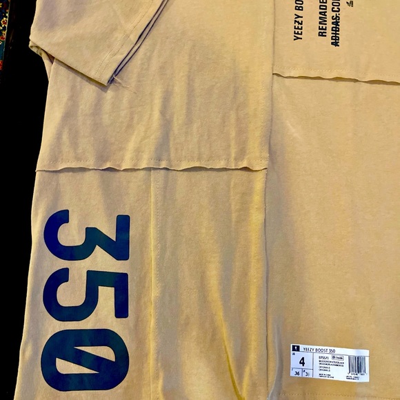 Yeezy 350 Tee shirt. Brand new. Never worn. - Picture 8 of 13